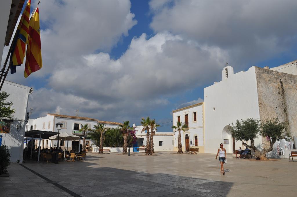Viviendas Turisticas S'Estanyol La Savina  Εξωτερικό φωτογραφία